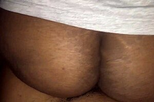 i explore my wet big ass and pussy