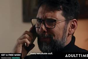 Submissive wife siri dahl licks ass in ffm threesome