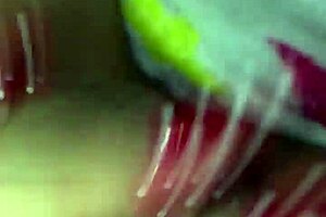 i'm fingering mexican pussy