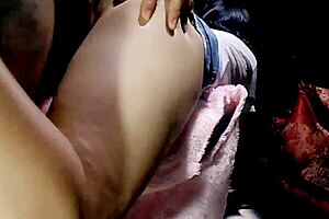 Jovencita Mexicana De Escuela Federal Destrozada En Publico Con Leche Caliente