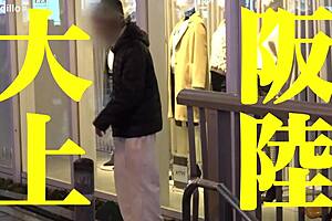 I give a blowjob to big tits