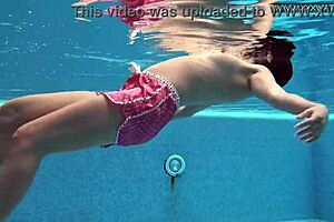 lady dee cute shy czech teen swimming