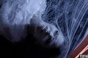 We got taked by aliens for a live sex show, and it was so rough