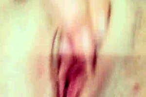 Solo Babe Takes Double Penetration!