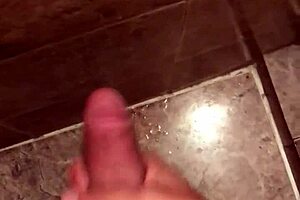 A lot of cum from a Brazilian guy, this must be a record!