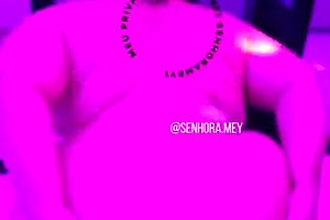 conheçam a mais nova dominatrix do mercado erótico senhora mey 😈