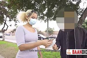 novia infiel descubierta y follada en publico