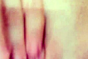 Solo Babe Takes Double Penetration!