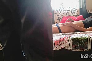 Desi bhabhi in red saree seduces servant for wet pussy sex