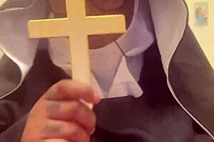 nun hazelnut spicing up halloween night, haha! 🎃