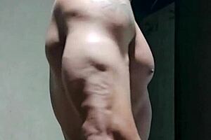 Homem Forte Sarado Dotado Se Escreva Em Meu Canal, Mature Athletic Bodybuilder In Homemade Assfucking Fun