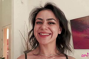 hot babe robbin rose double penetration and double vaginal?