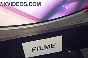 Old slut swallows cum at gloryhole