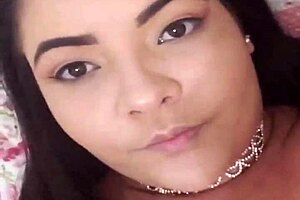 Beautiful Cute Girl Gets Naked And Uses Her Toys