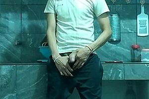 i watched my 25-year-old friend go from flaccid to hard in kitchen.