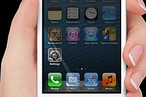 Erotic Room Encounter with Stunning Morena Capoccia.