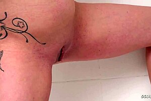 German housewife’s steamy shower antics before cheating