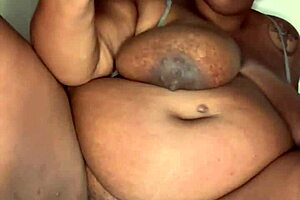 making my fat pussy squirt while spanking my big sexy ass in solo bbw action