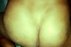 She learned to please with her famous cuzinho, now she's a pro at it