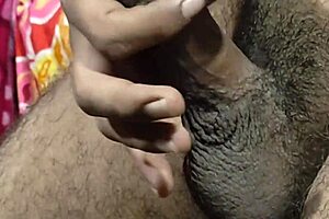 Indian girl intensely fucks boyfriend in cowgirl position