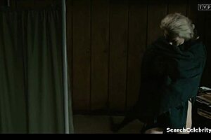 Tamara arciuch shows off big tits in mniejsze zlo 2009 nude scene