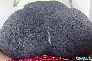 Ass rubbing and a huge cumshot on yoga pants, so hot!