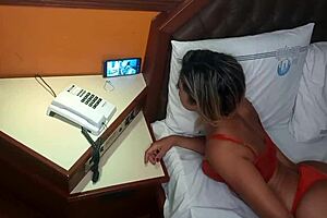 While waiting for her lover, the blonde latina amateur sends a solo creampie video 😏