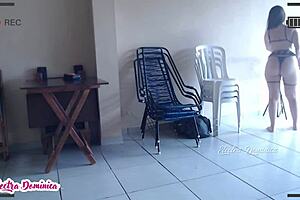 yo, this waitress at the bar is insanely hot, man! 🔥🍑