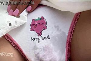 I got cum in my panties from a stranger on the beach