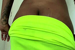 gostosa dançando pelada