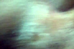 Big Ilee prépare sa chatte mouillée pour l'action 😏💦