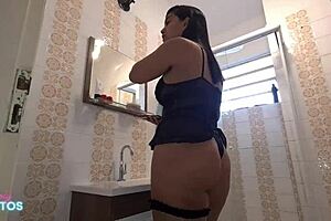 I called neighbor to fuck my pussy