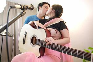 First Time Anal Of The Indian Hindi Singer Close Up.