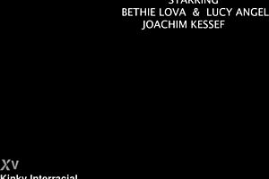 bethie lova gets wet from ass licking and anal fisting