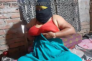 Sexy teacher is so good at teaching