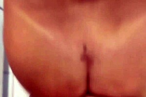 大奶棕发妹厨房自制闪露肛交阴道插鸡巴 😍🍑