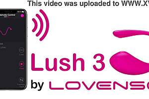 i'm watchin some girls on webcam, it's kinda fun