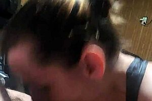 Ivy19921 gives an amazin blowjob and swallows it all