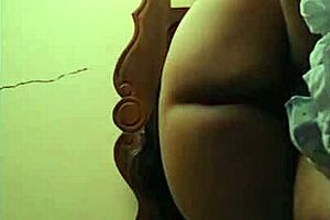 Neighbor with Big Ass Enjoys Fun