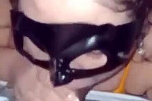 dou boquete no meu corno enquanto descrevo gozei com outro no mato