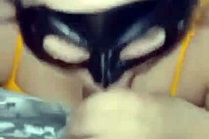 dou boquete no meu corno enquanto descrevo gozei com outro no mato