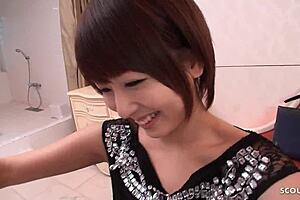 Small Tits Japanese Teen 18+ Gives POV Blowjob in Bathtub