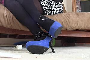 Suede shoes - a beautiful and expensive footwear