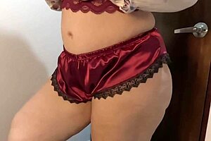 Mi Madrastra Bbw Soraya Culona Se Desnuda Frente A La C�mara De Mi Amigo Culona Colombiana Casera Real