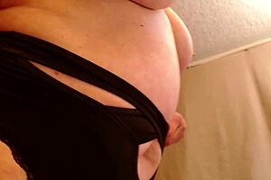 dawnskye brings belly button under boobs and armpits plus kisses!!