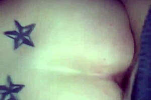 Redhead Girlfriend Emotionally Rides Cock Roughly in Homemade Scene