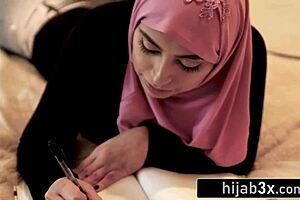 all-natural busty muslim teen seducing stepmom's boyfriend