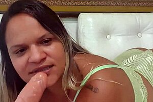 LATINA PATY BUMBUM CUSTOM VIDEO FOR SINGER XANDY