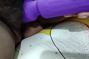 i'm the husband teachin my unsatisfied wife how to use the vibrator on her big pussy