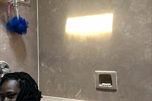 Come stretch my tight pussy in this 3some group session?